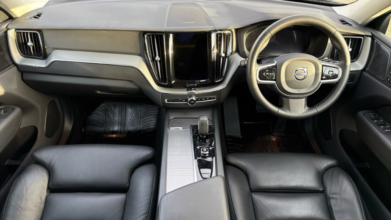 Volvo XC60 2.0 T6 [350] RC PHEV Plus Dark 5dr AWD Geartronic Estate